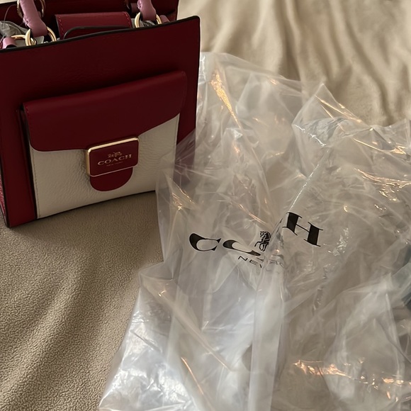 Sold elsewhere Low price limited time Coach Mini Crossbody bag Brand New - Picture 6 of 6